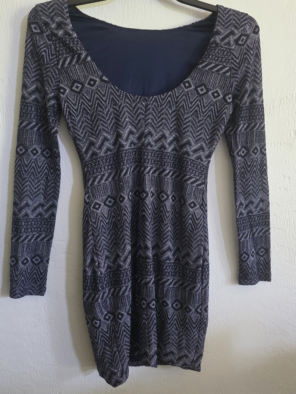 Black & Grey Textured Geometric Bodycon Mini Dress